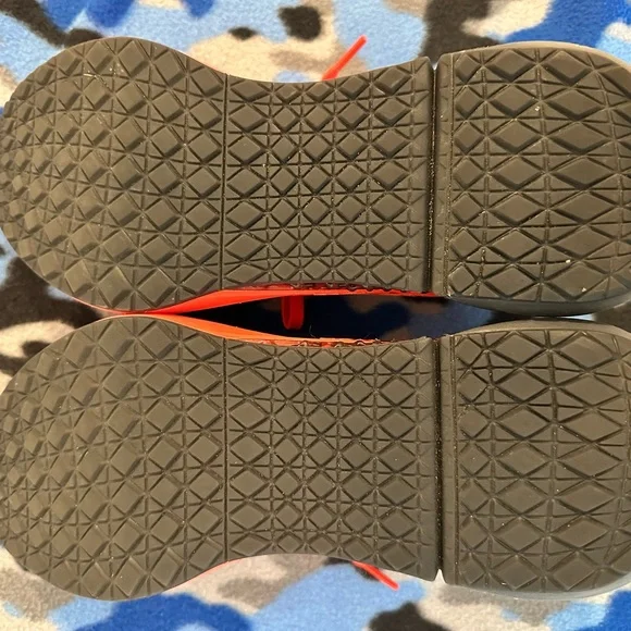 Men’s size 9 1/2 Adidas Ultra 4 D Bright Orange Running Shoes - Picture 7 of 8